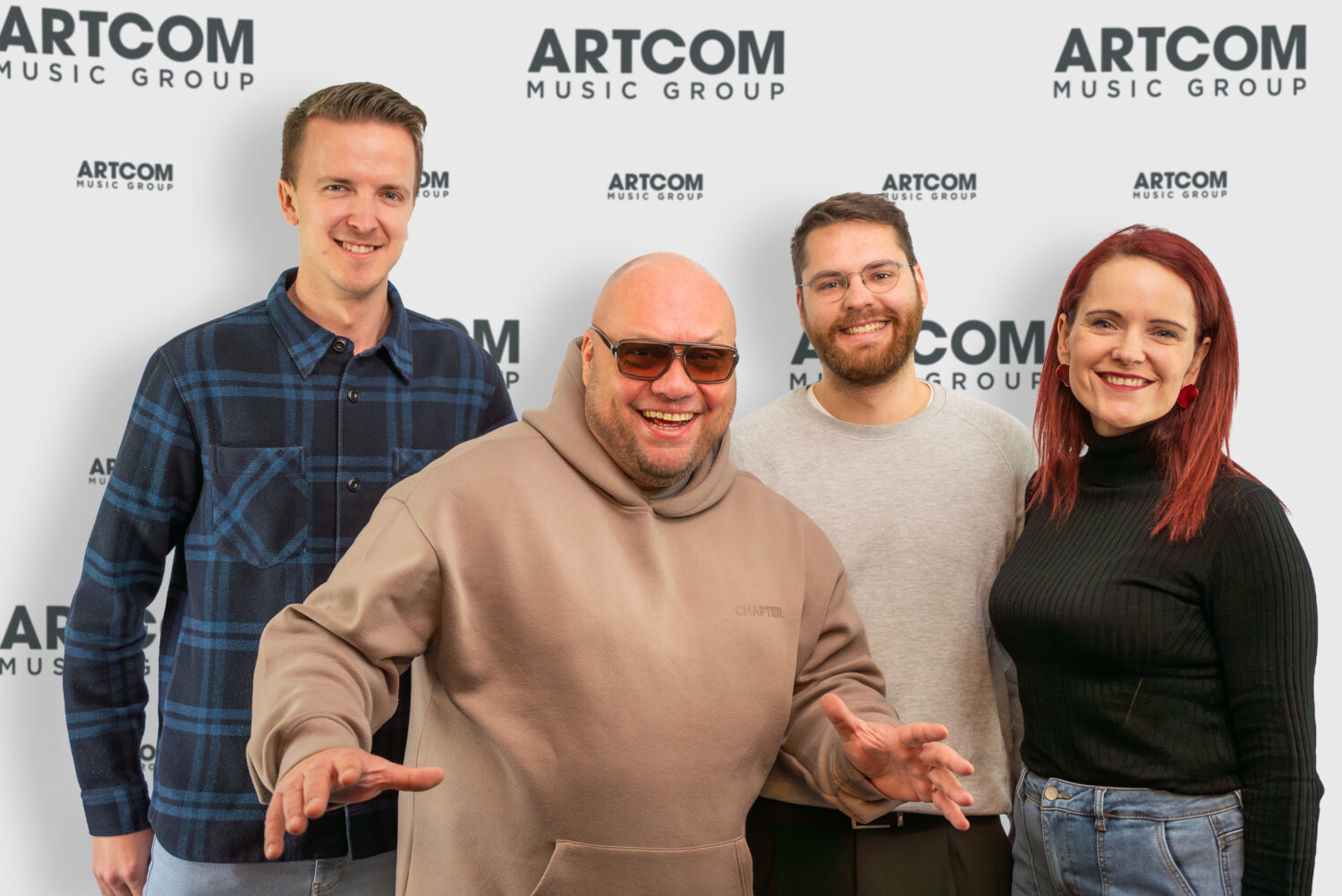 Buddy - Signing bei Artcom Music Group / Neue Single «Skischülerin»